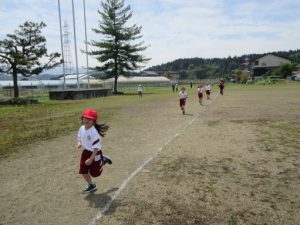 12日 読書旬間 ランランランニング 魚沼市立宇賀地小学校 12日 読書旬間 ランランランニング 魚沼市立宇賀地小学校